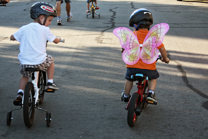 Comment se déplacer à vélo avec des enfants ? - Blog Cyclofix