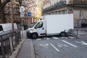 Stationnement sur voies cyclables : trop rarement sanctionné à Lyon
