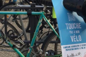 « TOUCHE PAS À MON VÉLO »  Campagne associative et citoyenne de prévention  contre le vol de vélo